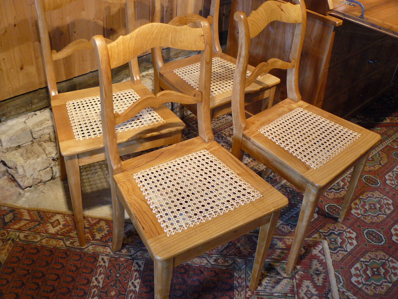 Antik Greef - Möbelrestauration & Antiquitäten